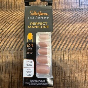 Sally Hansen Perfect Manicure Oval Nails